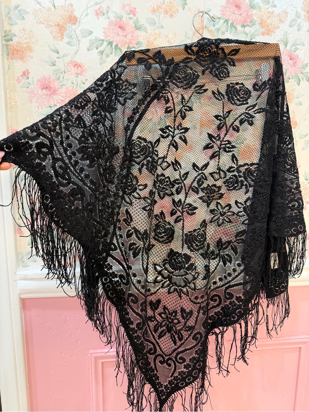 Y2k Black Floral Lace Fringe Shawl - Brand
